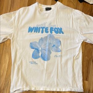 White Fox Boutique White and Blue Short Sleeve Tee